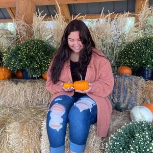 Meet your Posher, Trinity